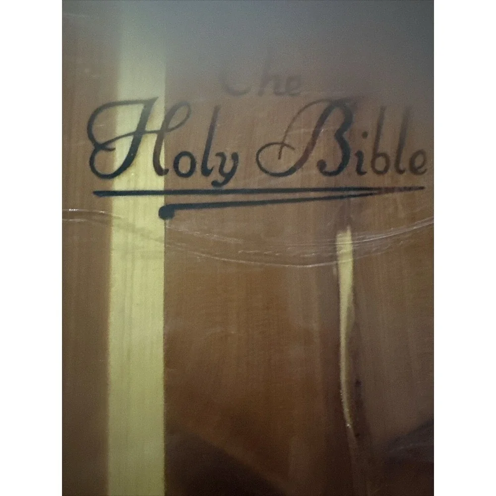Vtg 1958 Cedar Wood Bible‎ Box White Holy Bible Distillery Workers LOCAL UNION 4